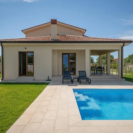 Holiday home Evida